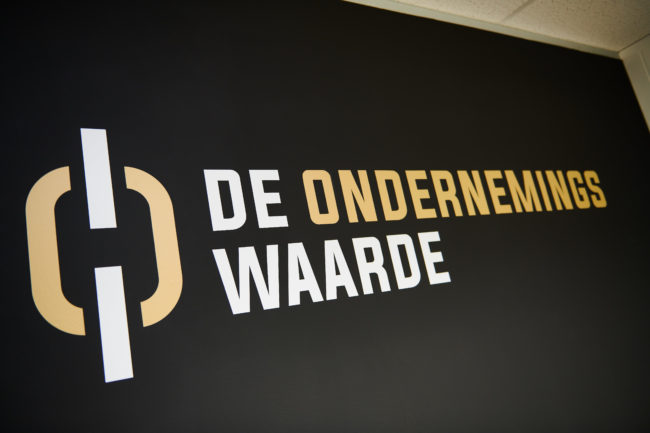 Finance, Logistiek en Productie