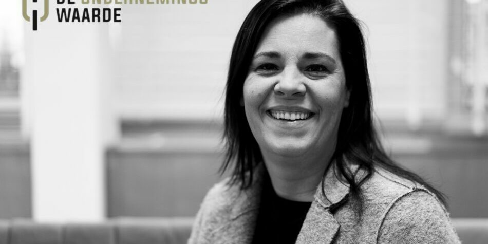 Outsourcing Financiële administratie (1) Administratieve Dienstverlening