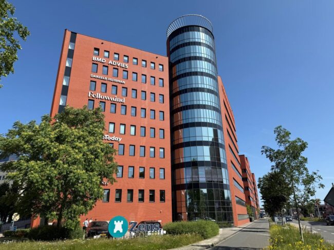 Deventer, De Ondernemingswaarde, Zeus, familiebedrijven, in het Business Center Zeus, gelegen aan de Hanzeweg 1, 7418 AW Deventer.